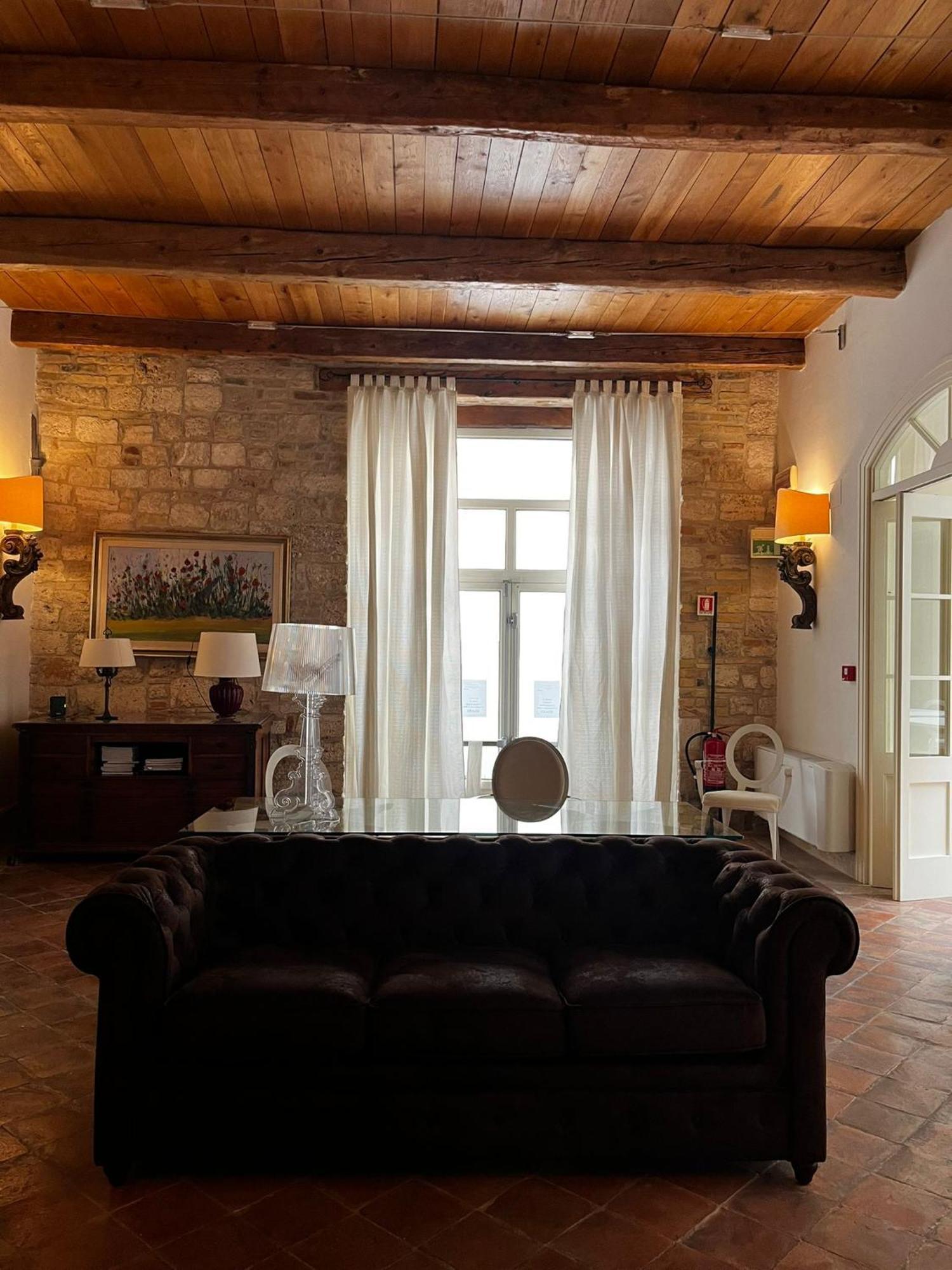 Hotel & Residenza 100 Torri Ascoli Piceno Bagian luar foto
