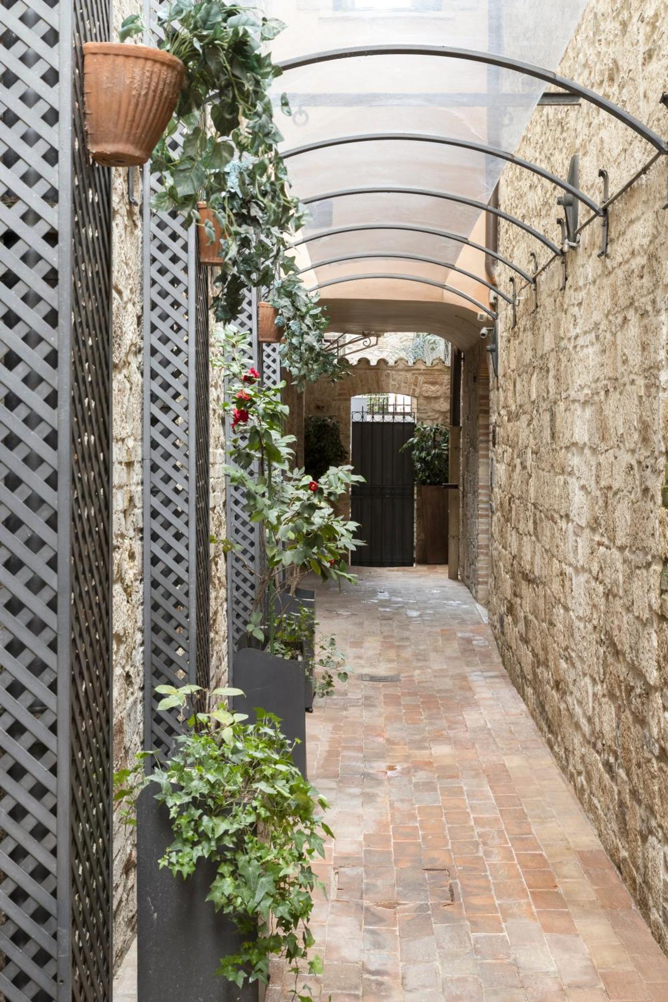 Hotel & Residenza 100 Torri Ascoli Piceno Bagian luar foto