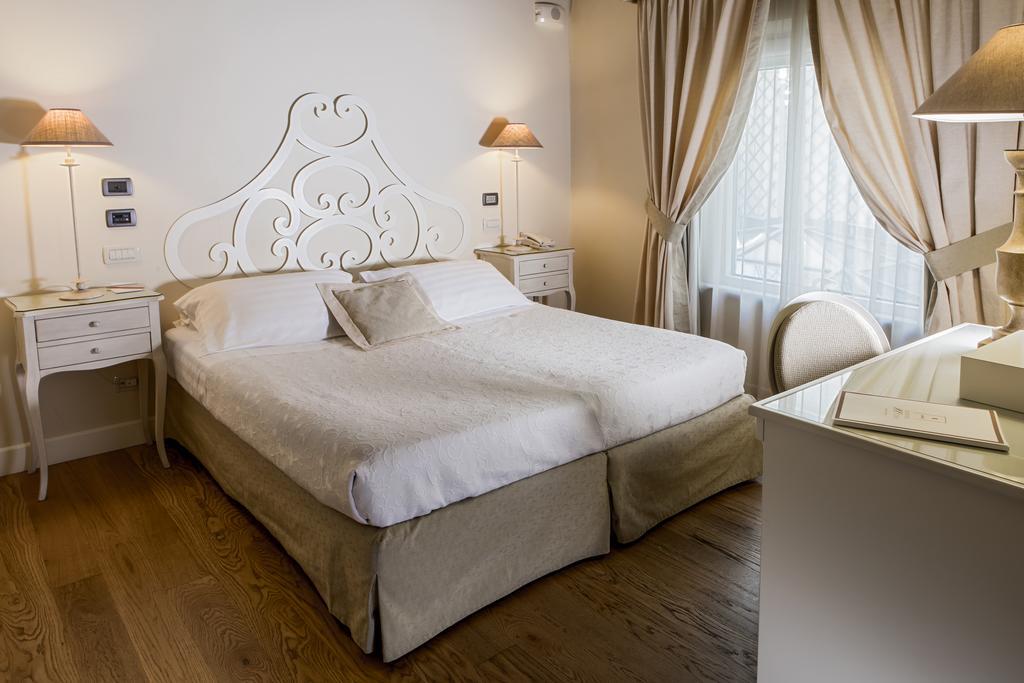 Hotel & Residenza 100 Torri Ascoli Piceno Bagian luar foto