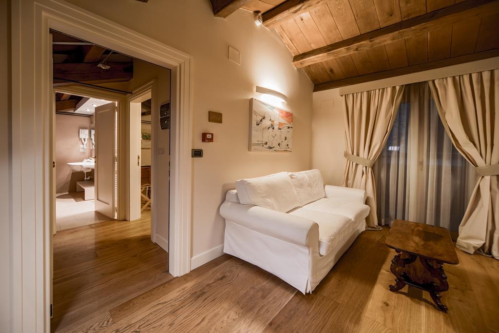 Hotel & Residenza 100 Torri Ascoli Piceno Bagian luar foto